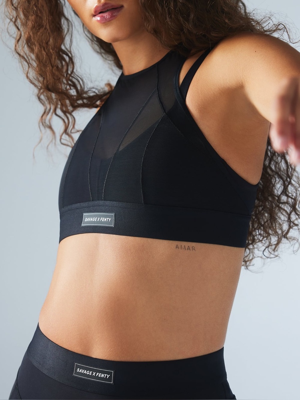 Savage X Fenty NWT LINEUP MEDIUM-IMPACT MESH SPORTS BRA SIZE M